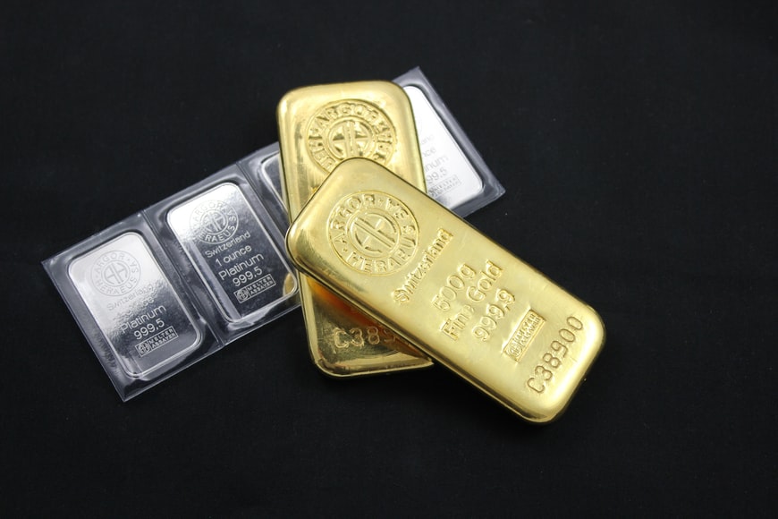 The Basics of How to Buy Gold and Silver: Pick Your Provider