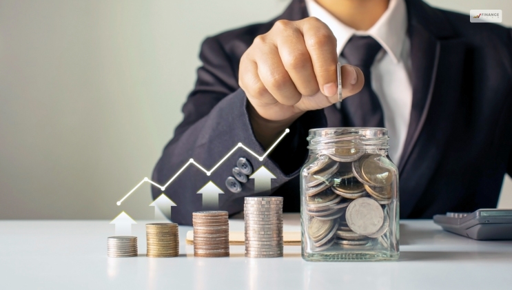 What Is The Difference Between An Income Fund Vs Growth Fund