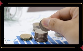 How does a money market account work